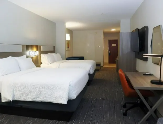 Holiday Inn Express Hotel & Suites Baton Rouge North by IHG hotel detail image 3
