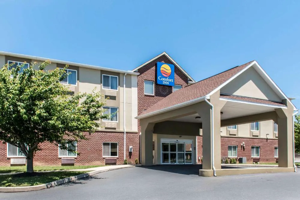 Comfort Inn Columbia Lancaster hotel hero