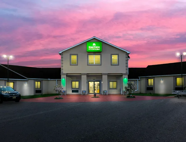 HomeTowne Studios by Red Roof Denver, PA hotel detail image 3