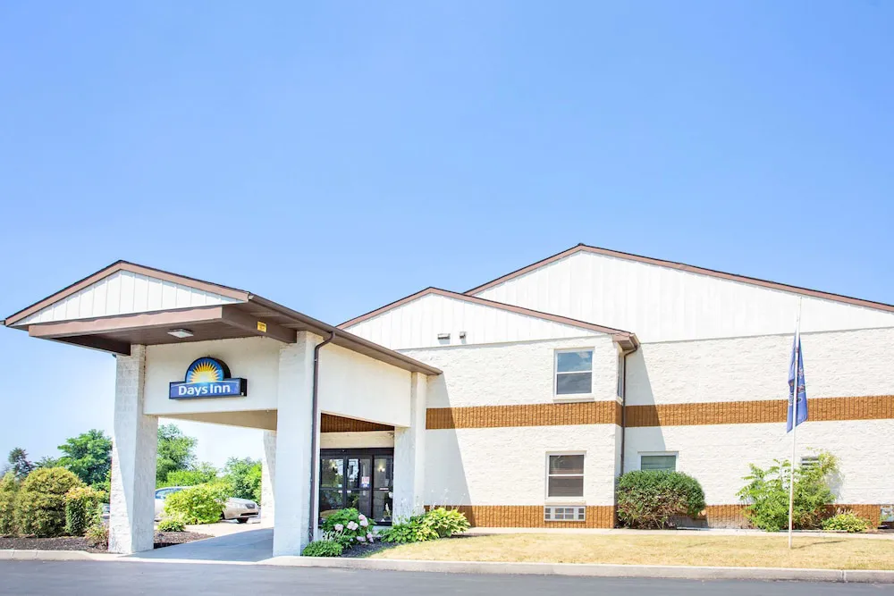 Days Inn by Wyndham Lancaster PA Dutch Country hotel hero