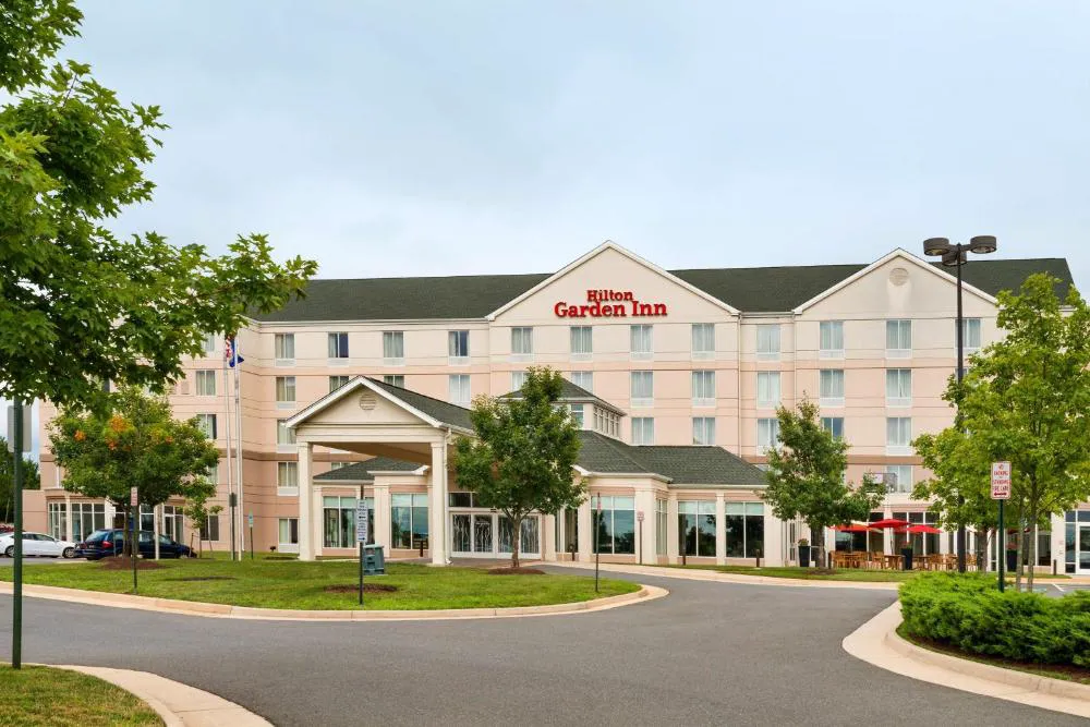 Hilton Garden Inn Dulles North hotel hero