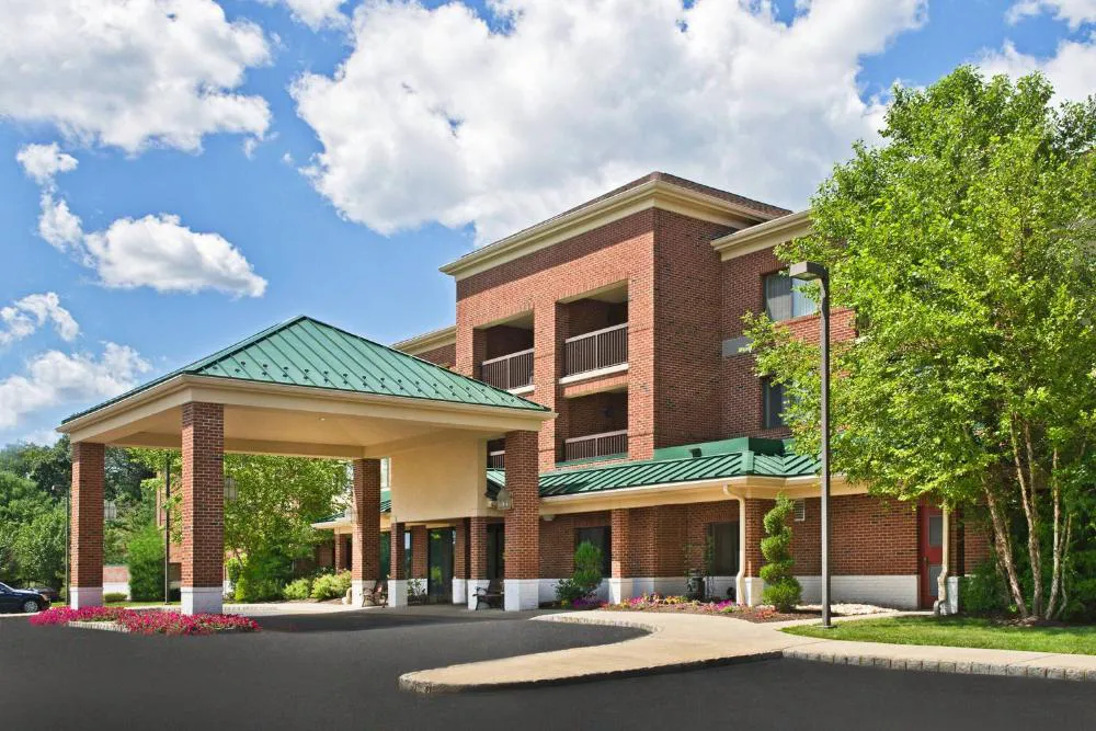 Courtyard by Marriott Parsippany hotel hero