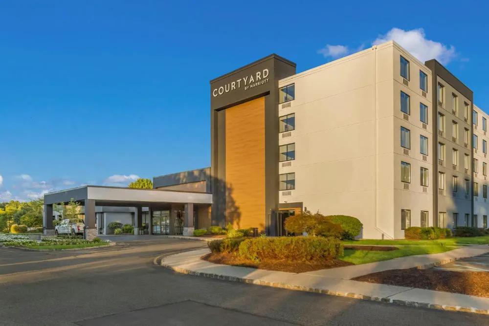 Courtyard by Marriott Rockaway Mount Arlington hotel hero