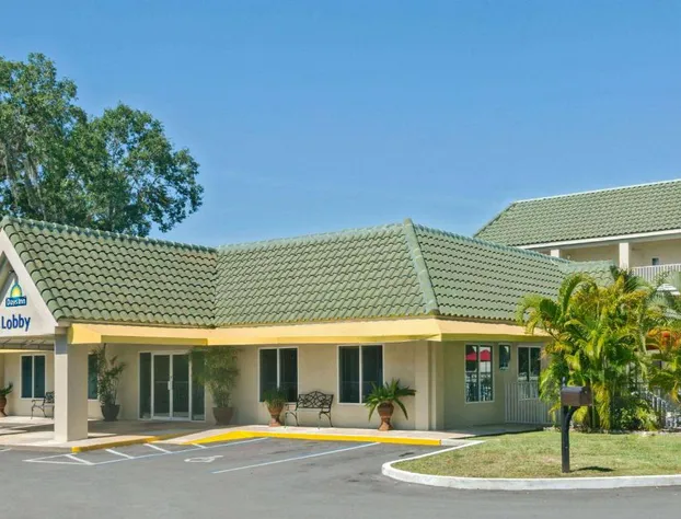 Days Inn by Wyndham Port Charlotte/Punta Gorda hotel detail image 1