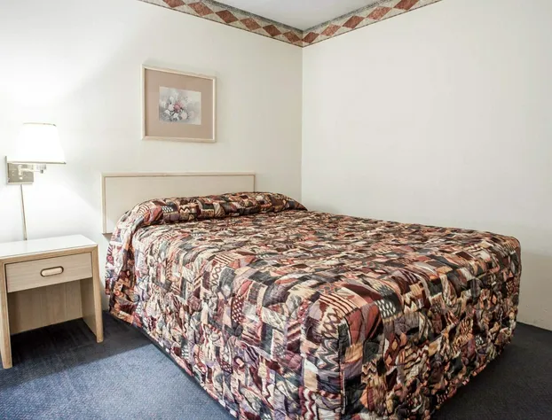 Rodeway Inn and Suites Spokane hotel detail image 4