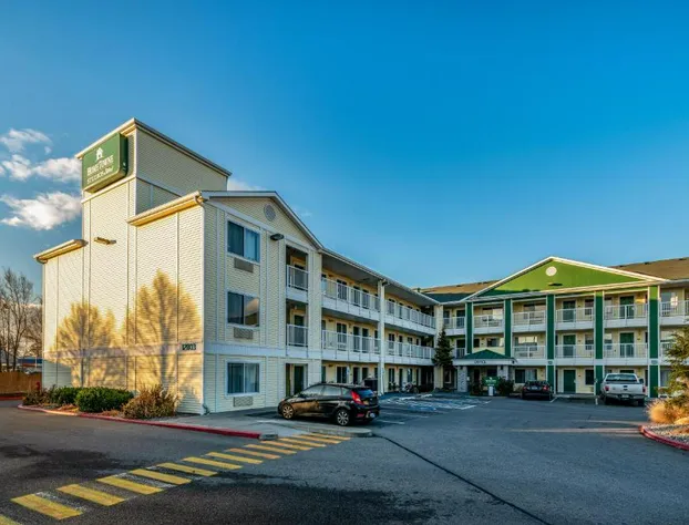 HomeTowne Studios by Red Roof Spokane - Valley hotel detail image 3