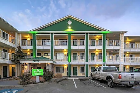 HomeTowne Studios by Red Roof Spokane - Valley hotel detail image 4