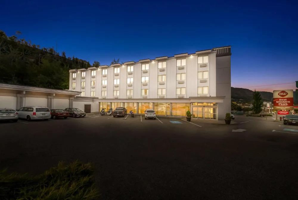 Best Western Plus Columbia River Hotel hotel hero