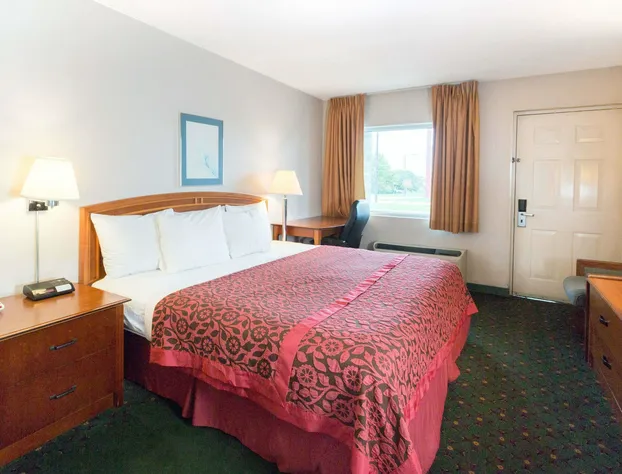 Days Inn by Wyndham Richmond hotel detail image 4