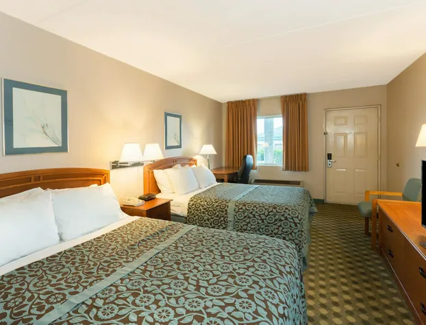 Days Inn by Wyndham Richmond hotel detail image 3