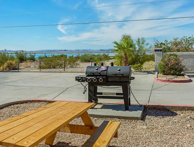 Rodeway Inn & Suites Lake Havasu City hotel detail image 3