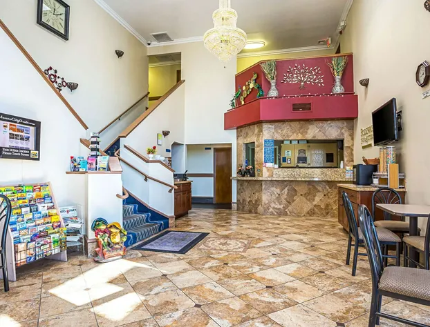 Rodeway Inn & Suites Lake Havasu City hotel detail image 4