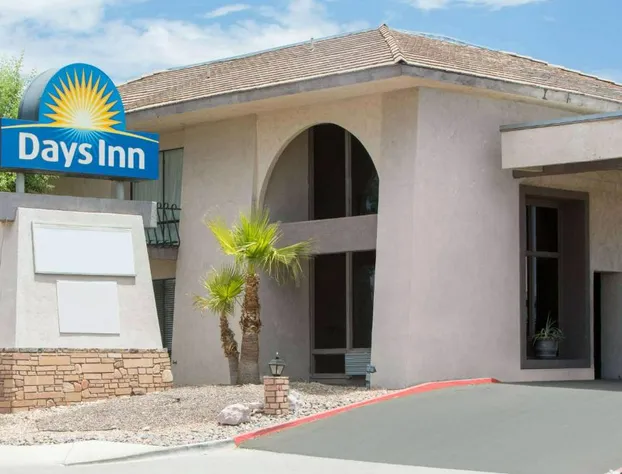 Days Inn by Wyndham Lake Havasu hotel detail image 1
