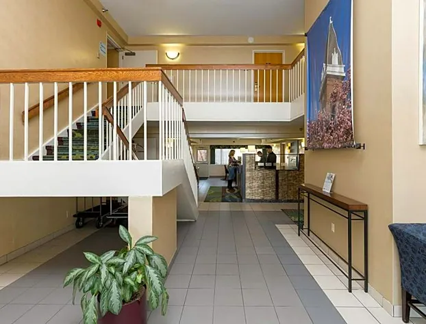 Holiday Inn Express Des Moines-At Drake University, an IHG Hotel hotel detail image 3