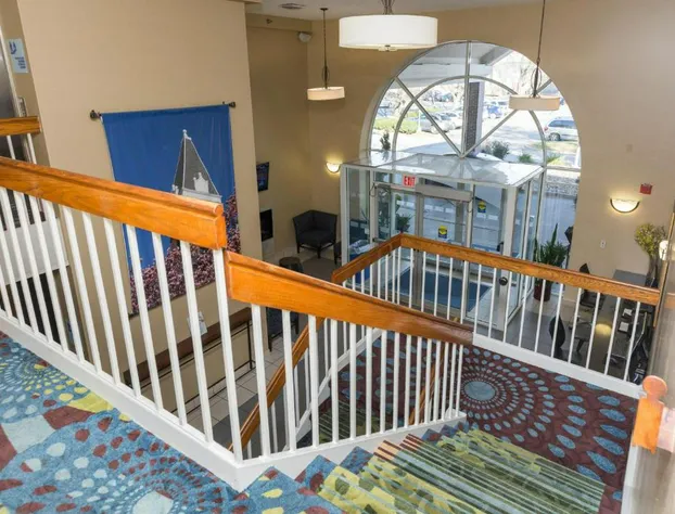 Holiday Inn Express Des Moines-At Drake University, an IHG Hotel hotel detail image 4