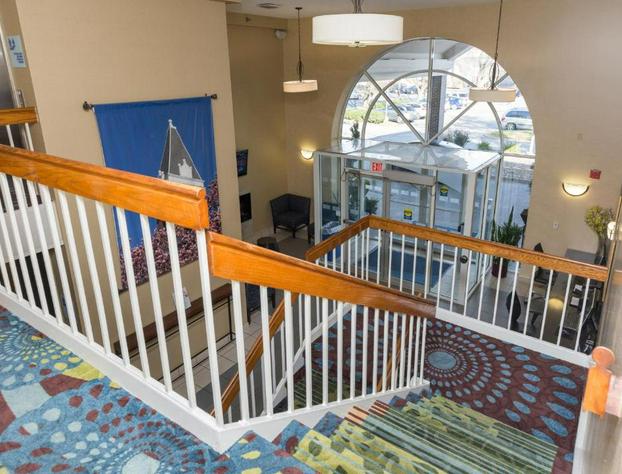 Holiday Inn Express Des Moines-At Drake University, an IHG Hotel hotel detail image 4