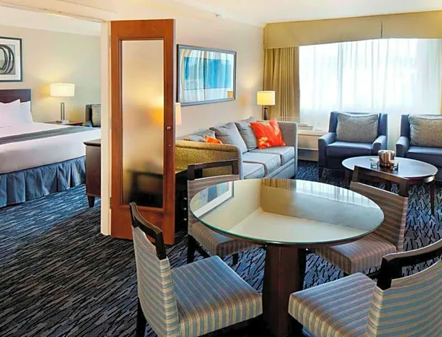 DoubleTree by Hilton Norwalk hotel detail image 3