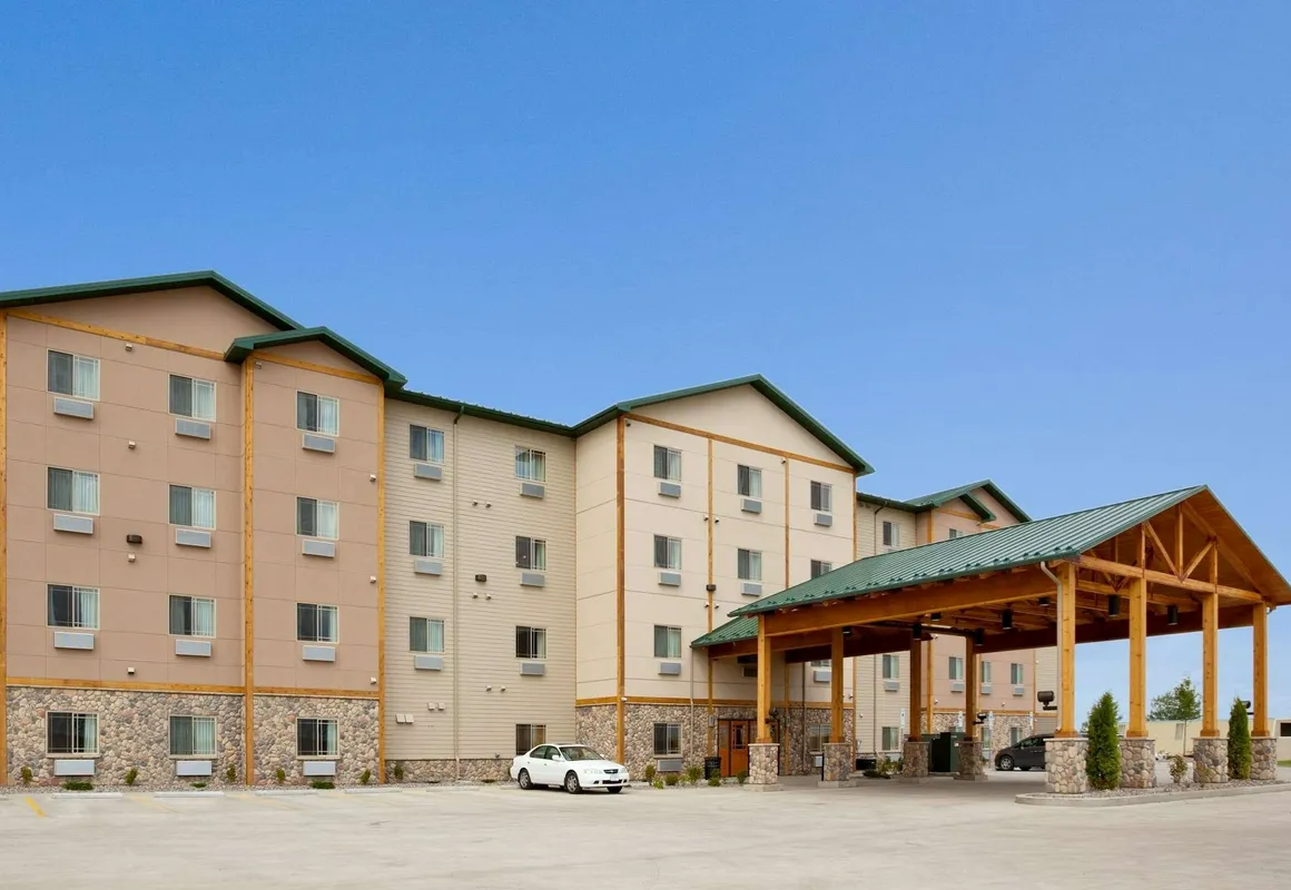 Hawthorn Extended Stay by Wyndham Minot hotel hero
