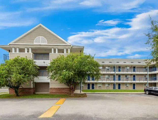 Birch Hill Suites - Lakeland hotel detail image 3