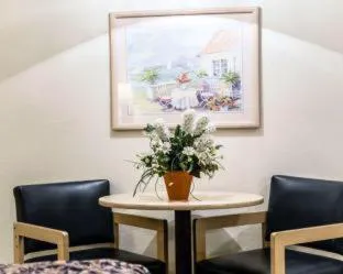 Suburban Studios Lakeland North I-4 hotel detail image 2