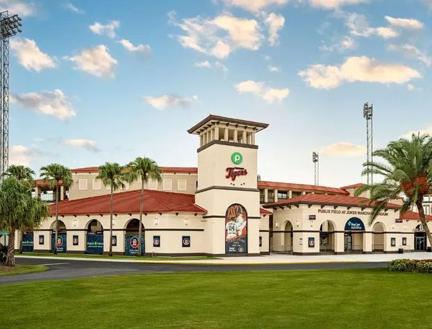 Hyatt Place Lakeland Center hotel detail image 1