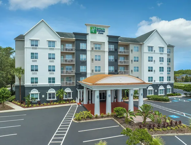 Holiday Inn Express & Suites Lakeland North - I-4 by IHG hotel detail image 2