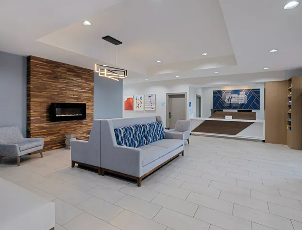 Holiday Inn Express & Suites Lakeland North - I-4 by IHG hotel detail image 3