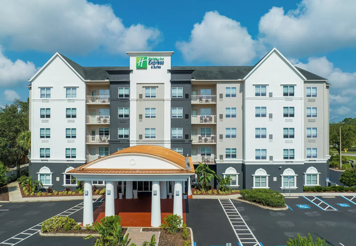 Holiday Inn Express & Suites Lakeland North - I-4 by IHG hotel hero