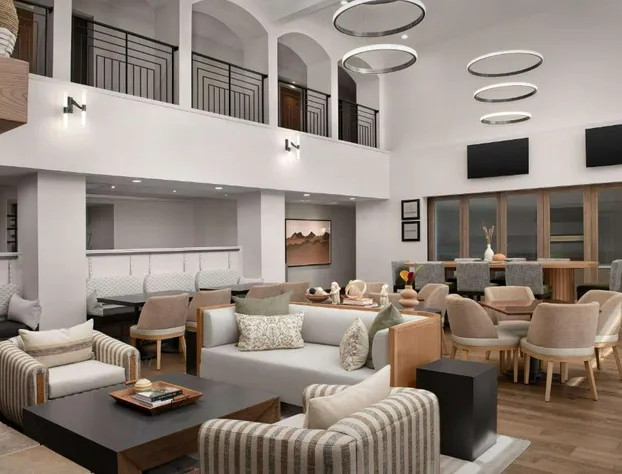 Hampton Inn & Suites Paso Robles hotel detail image 4