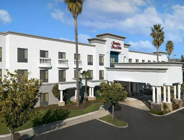 Hampton Inn & Suites Paso Robles hotel detail image 2