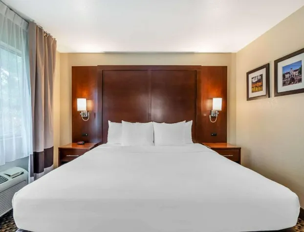 Comfort Inn Fairfield Napa Valley Area hotel detail image 3