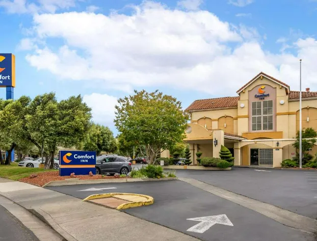 Comfort Inn Fairfield Napa Valley Area hotel detail image 1