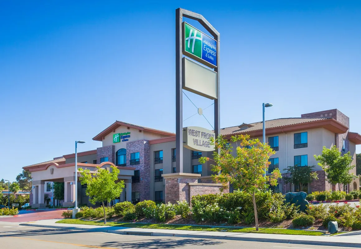 Holiday Inn Express Hotel & Suites Atascadero by IHG hotel hero