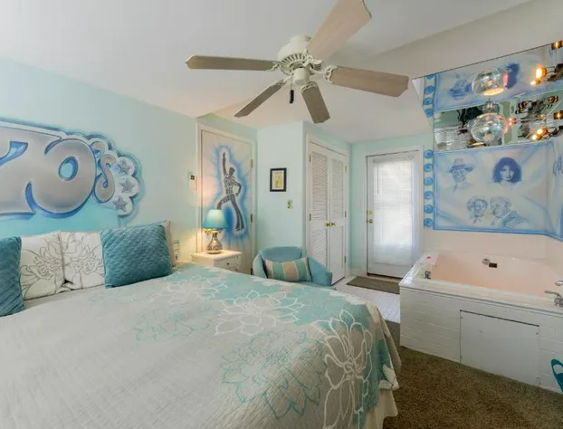 Summer Nites hotel detail image 3