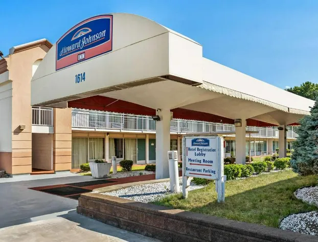 Howard Johnson by Wyndham Albany hotel detail image 1