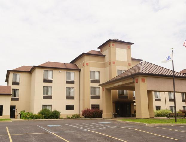 Comfort Inn & Suites Cooperstown / Milford hotel detail image 1