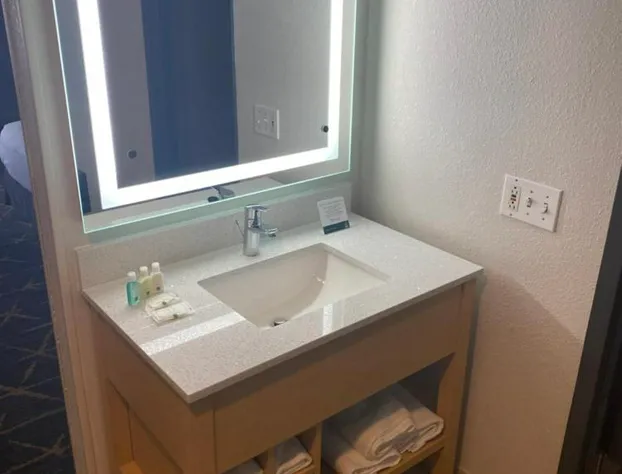Quality Inn Spring Valley - Nanuet hotel detail image 3