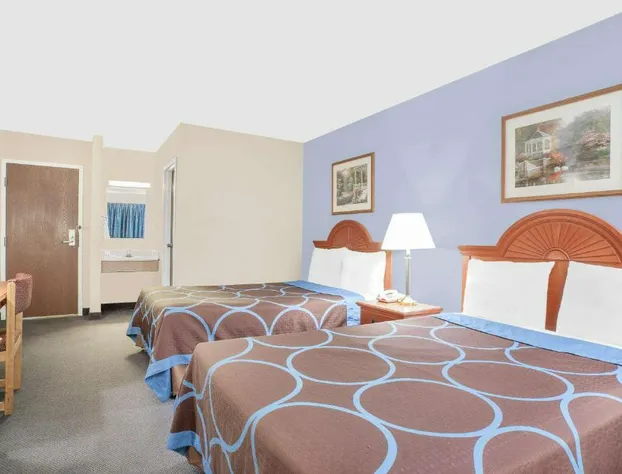 Super 8 by Wyndham Middletown hotel detail image 4