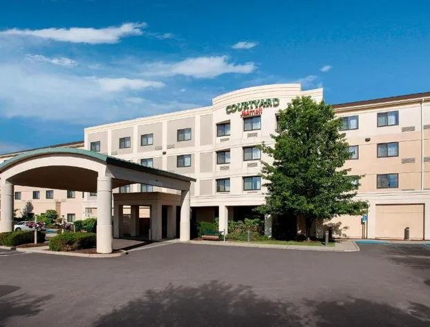 Courtyard by Marriott Middletown Goshen hotel detail image 2