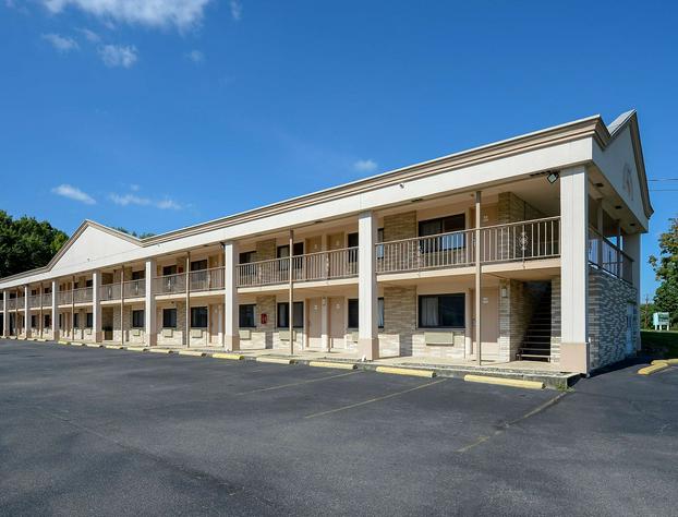Americas Best Value Inn at Central Valley-Woodbury hotel detail image 2