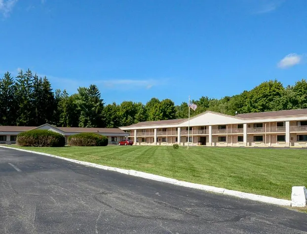 Americas Best Value Inn at Central Valley-Woodbury hotel detail image 2