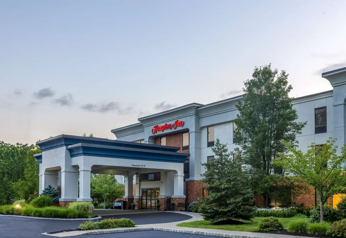 Hampton Inn Harriman Woodbury hotel hero