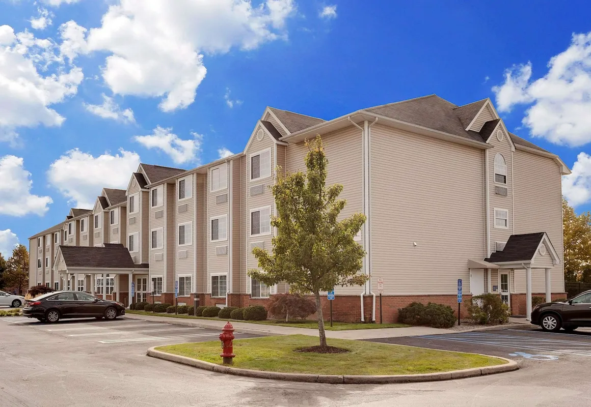 Microtel Inn & Suites by Wyndham Middletown hotel hero