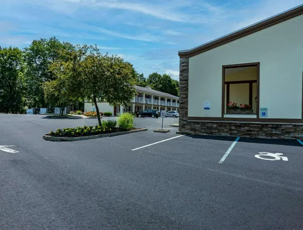 Quality Inn Poughkeepsie hotel detail image 4