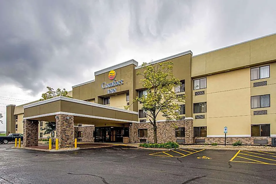 Spark by Hilton Matteson Chicago I 57 hotel hero