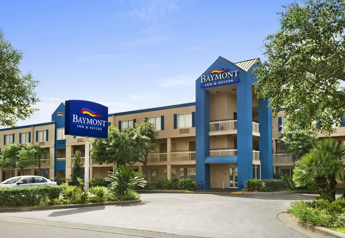 Baymont By Wyndham Gainesville I-75 hotel hero
