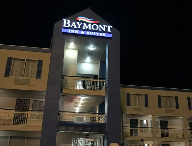 Baymont By Wyndham Gainesville I-75 hotel detail image 2