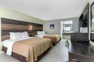 Quality Inn University North I-75 hotel detail image 1