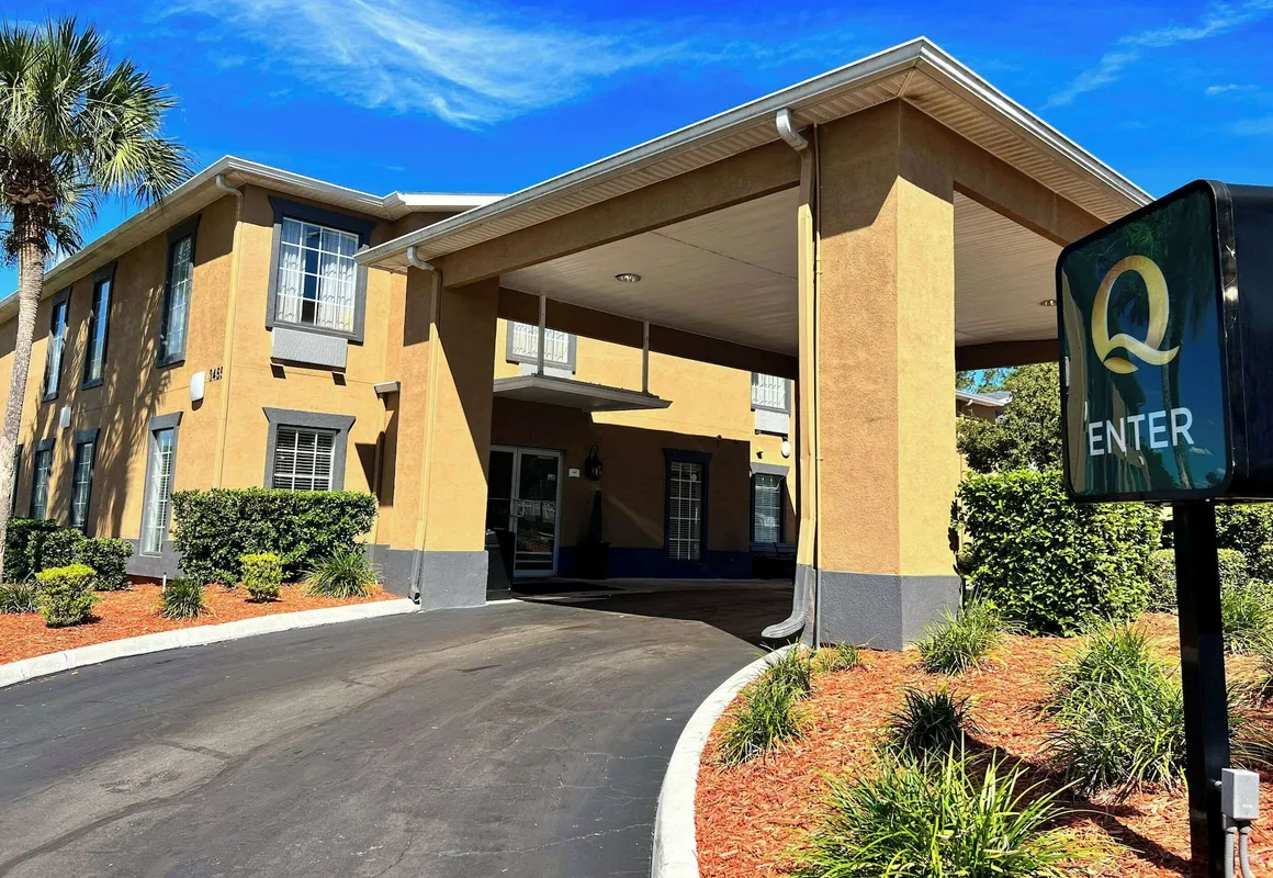 Quality Inn Gainesville I-75 hotel hero