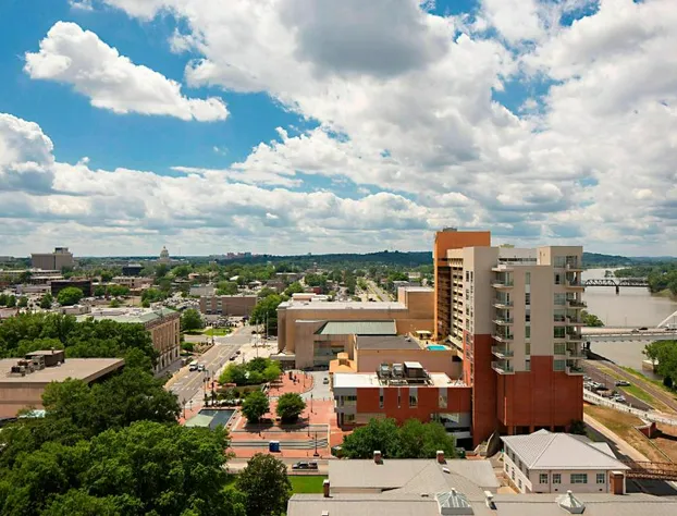 Little Rock Marriott hotel detail image 4